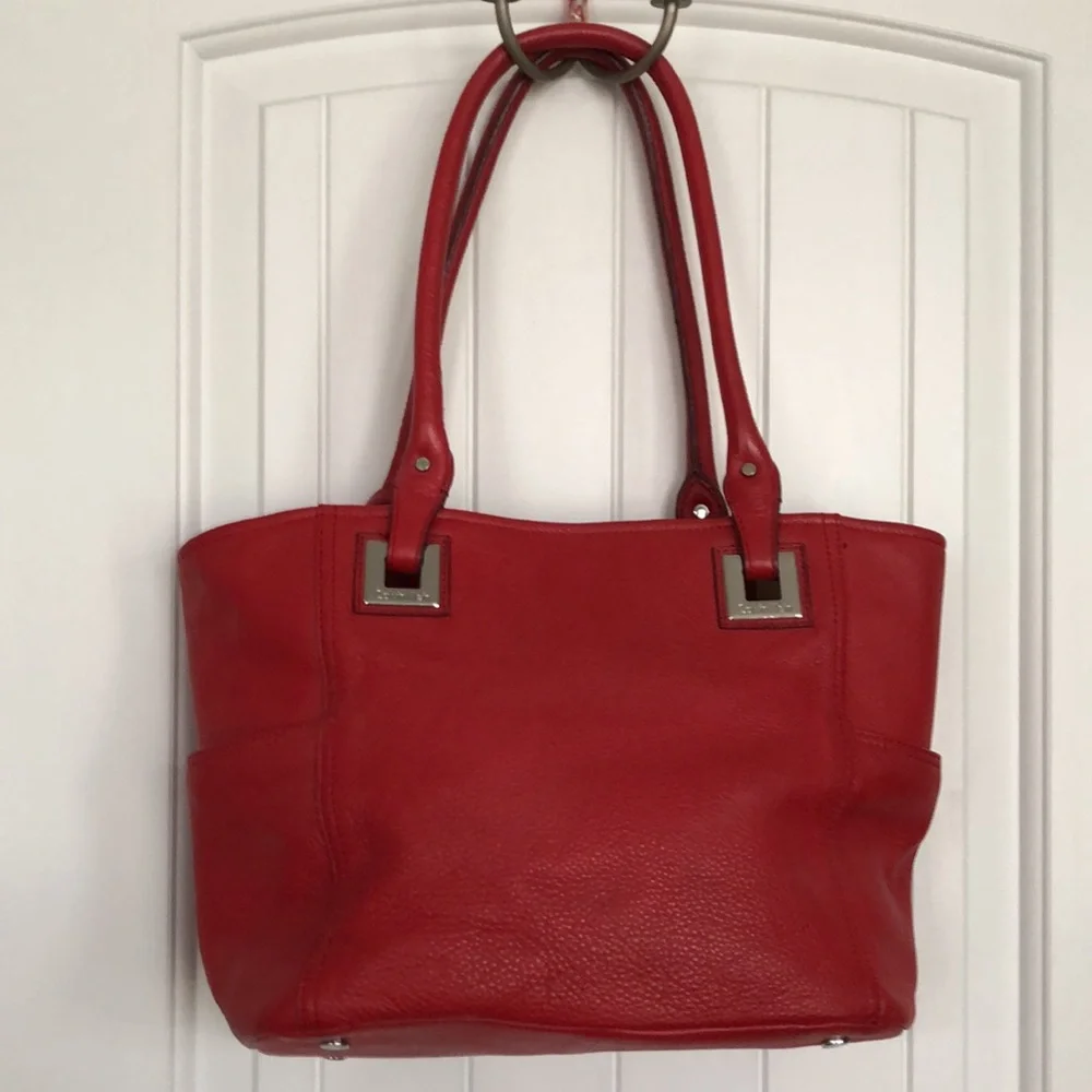 Calvin Klein Red Leather Handbag In Preloved & Gently Used Condition! - Picture 8 of 14